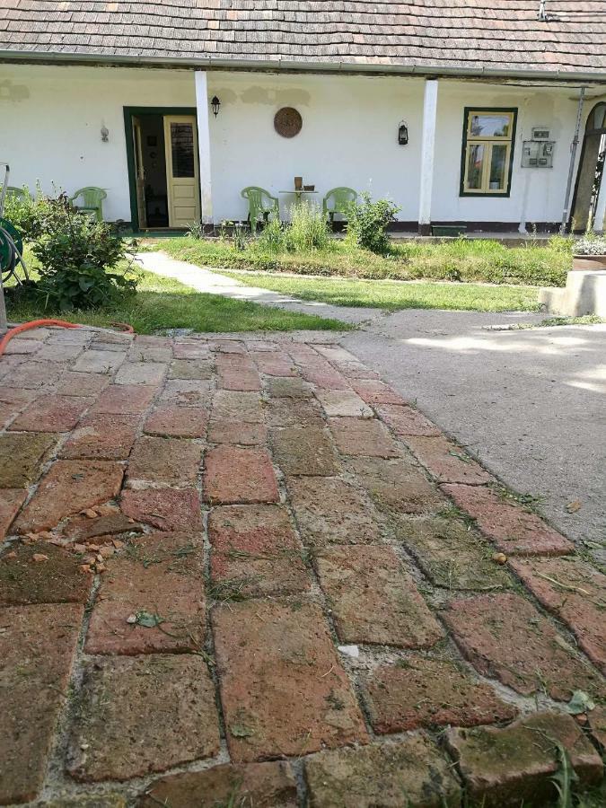Teréz Háza Pazmand Exterior foto